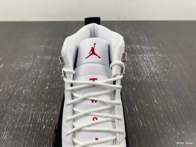 Bmlin Air Red Jordan Taxi CT8013-162 12 0523